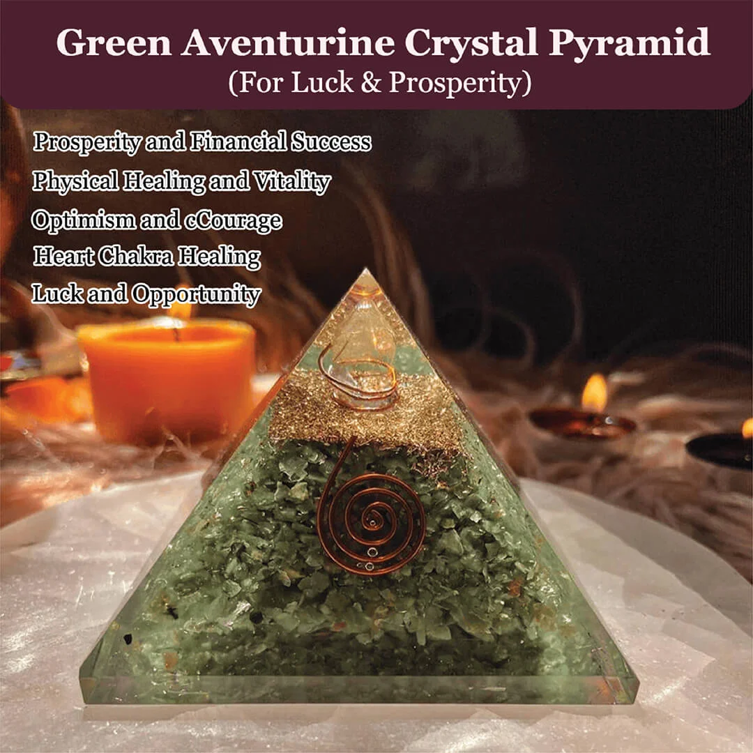 Green Aventurine Crystal Pyramid rratnaidhii