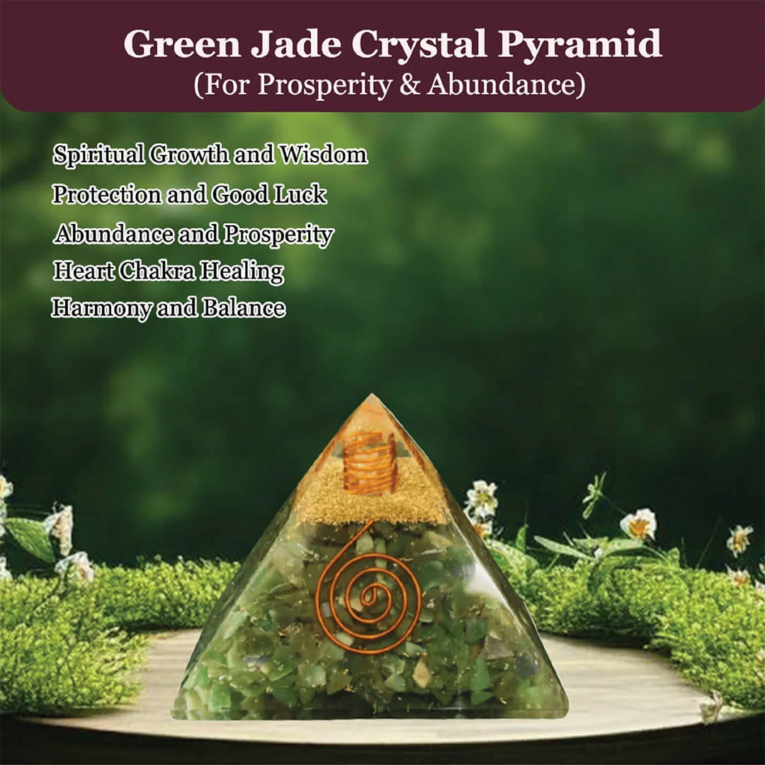 Green Jade Crystal Pyramid rratnaidhii