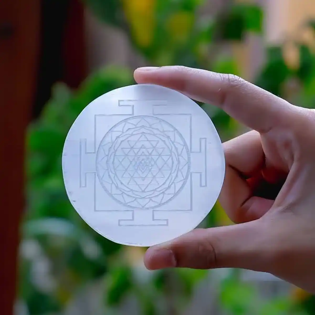 Shri Yantra Selenite Charging Plate (Round) By Rratnanidhii